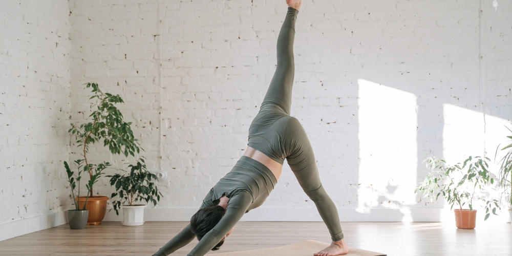 What are the natural ways to improve flexibility and mobility?